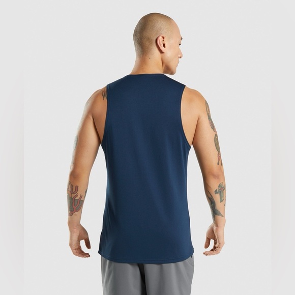 Gymshark Arrival Tank slim fit - Picture 2 of 4